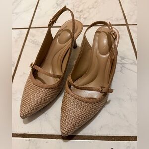 Kelly & Katie Textured Tan Slingback Heels